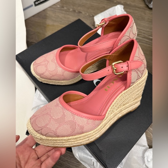 NIB - COACH Raine Espadrille In Signature Jacquard Sandal - size 5 US Pink - Picture 1 of 16